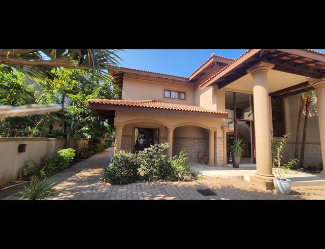 5 BEDROOM HOUSE FOR SALE IN IZINGA RIDGE